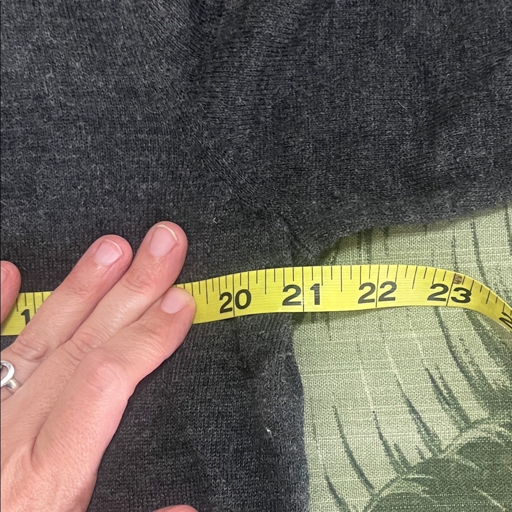 Chic Dark Gray Merino Wool Sweater Size M by Charter Club - Picture 6 of 6